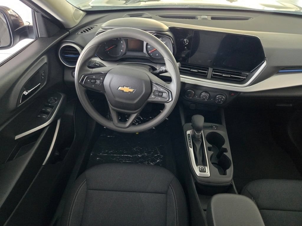 2026 Chevrolet Trax LS - Photo 15