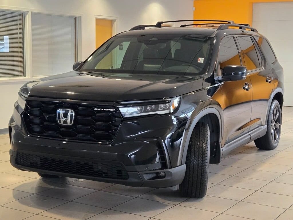 Used 2023 Honda Pilot Elite