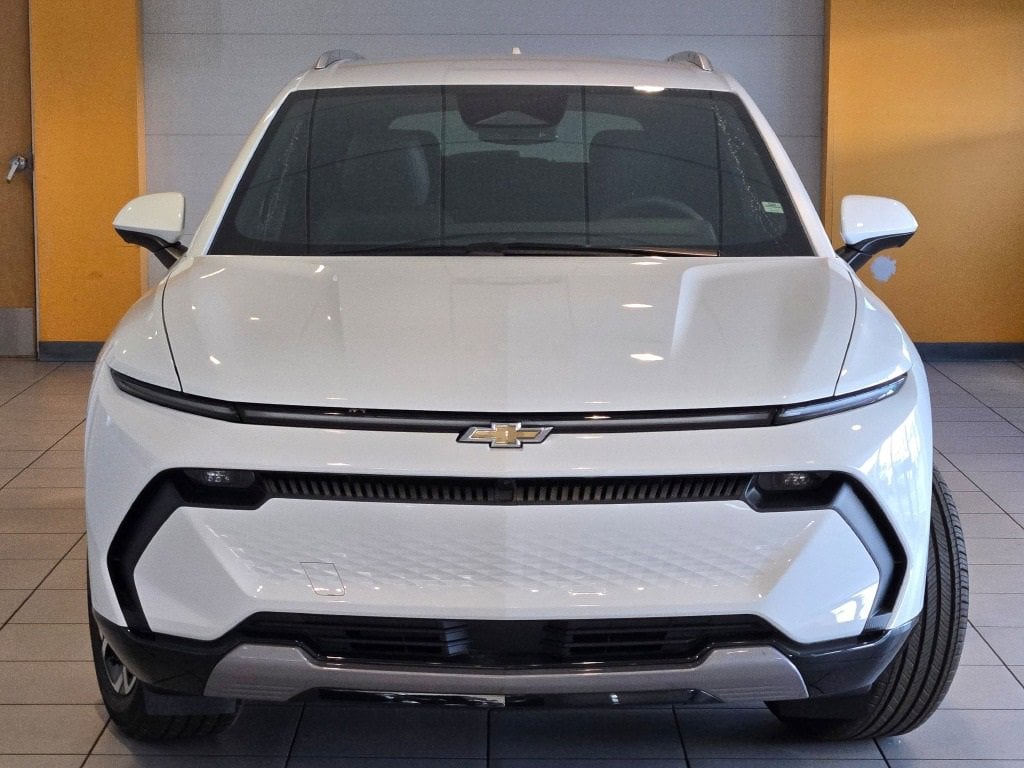 2025 CHEVROLET EQUINOX - Image 2