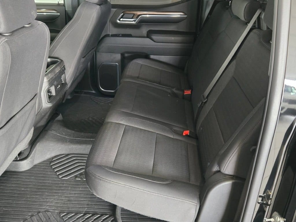 2024 Chevrolet Silverado 1500 RST - Photo 16