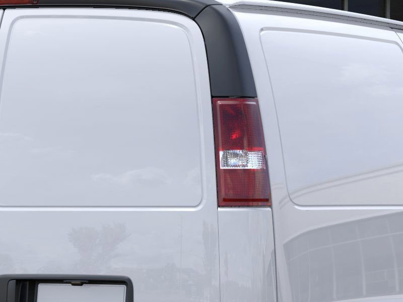 2025 CHEVROLET EXPRESS - Image 11