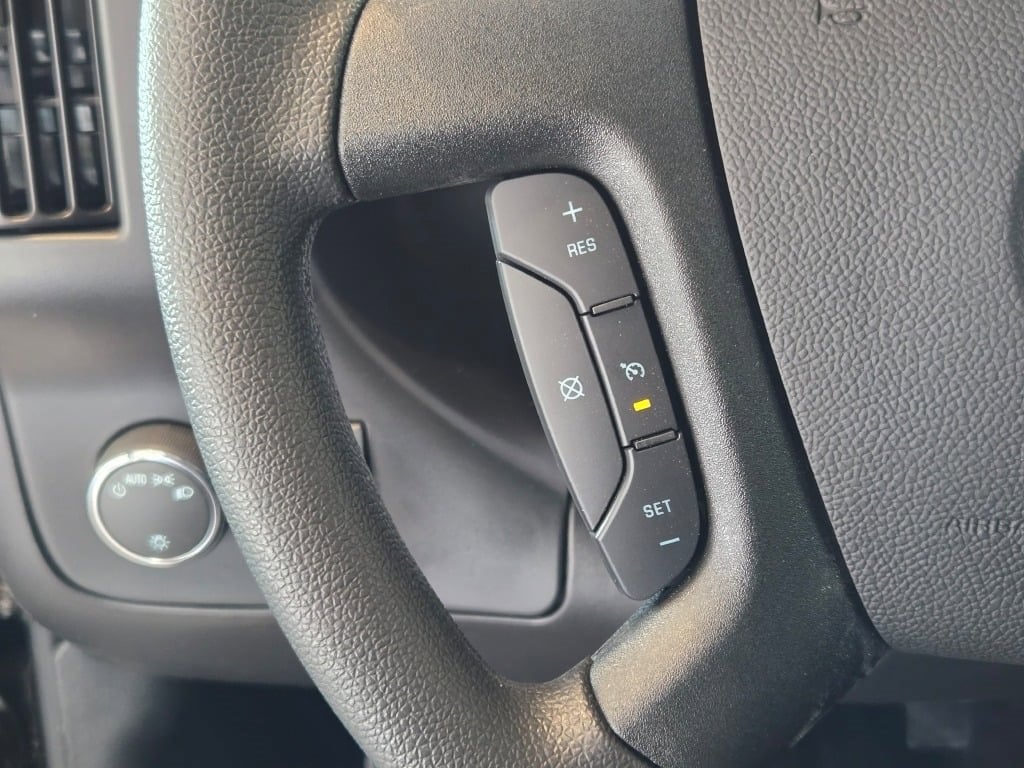 2025 CHEVROLET EXPRESS - Image 20