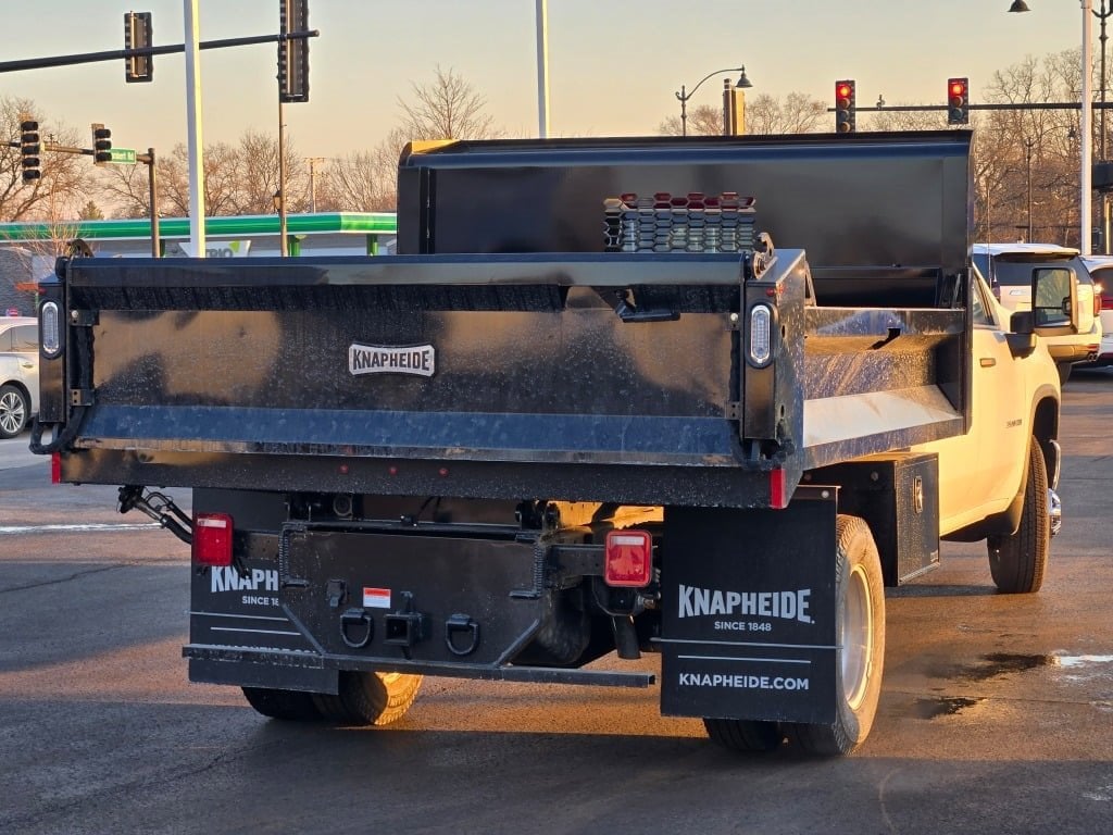 2025 CHEVROLET SILVERADO HD - Image 13