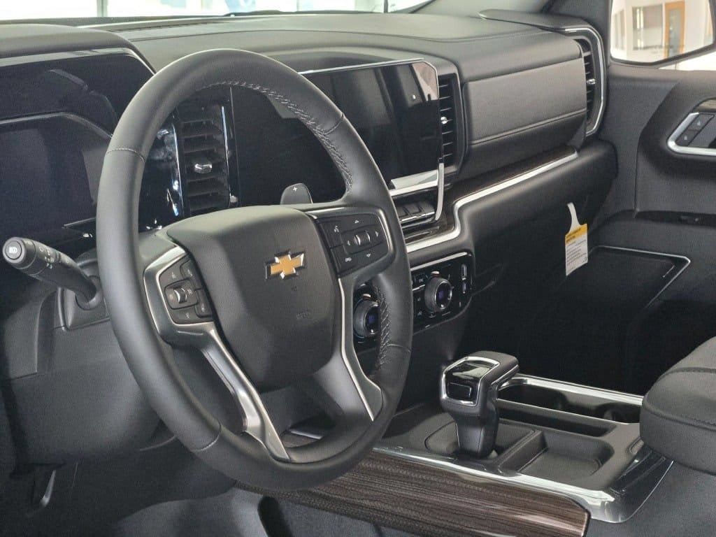 2026 Chevrolet Silverado 1500 LT - Photo 24