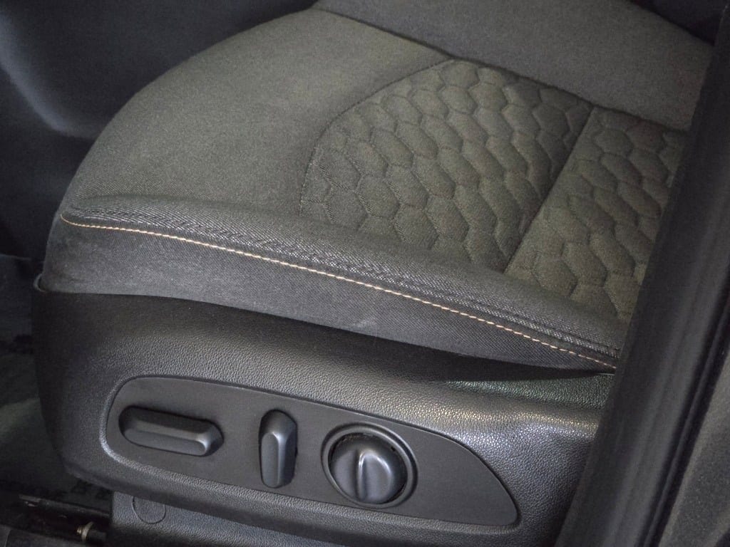 2019 CHEVROLET EQUINOX - Image 23