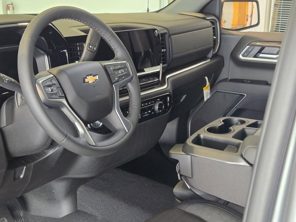 2026 CHEVROLET SILVERADO - Image 20