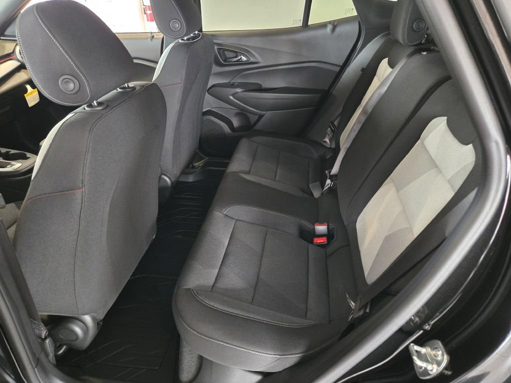 2026 Chevrolet Trax RS - Photo 15