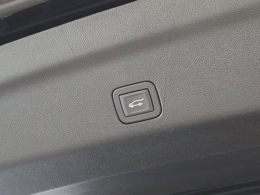 2026 Chevrolet Tahoe RST - Photo 14