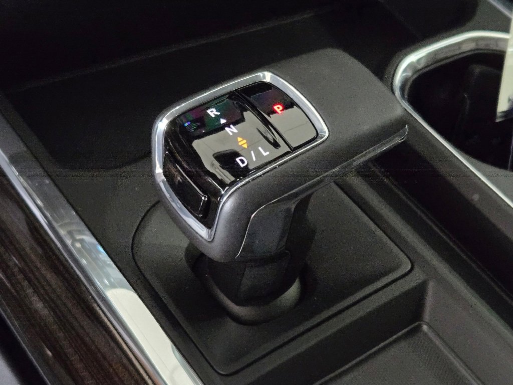 2025 CHEVROLET SILVERADO - Image 27