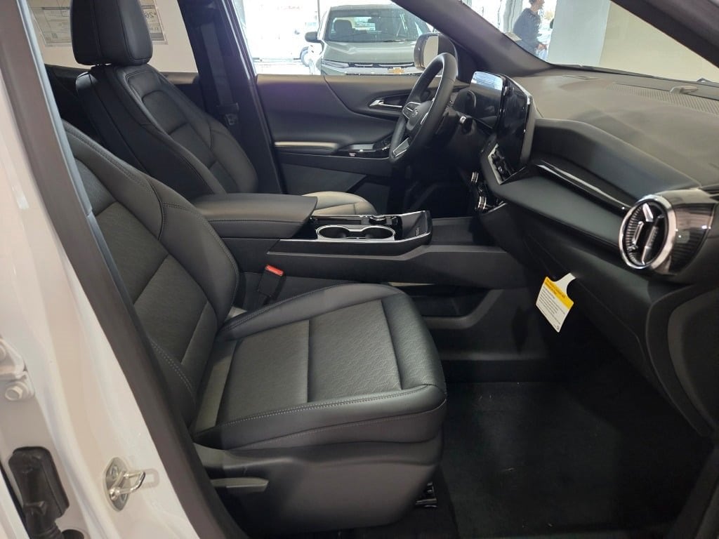 2026 CHEVROLET EQUINOX - Image 5