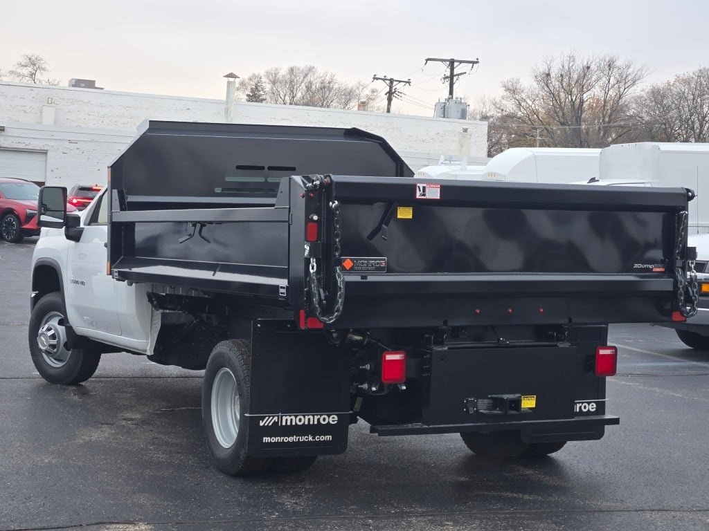 2025 CHEVROLET SILVERADO HD - Image 10