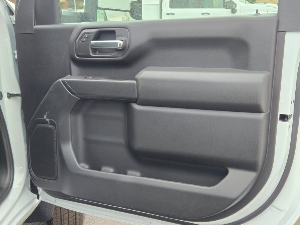 2026 CHEVROLET SILVERADO HD - Image 5