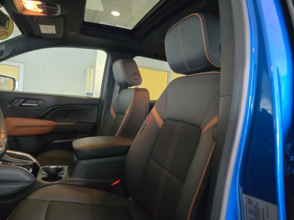 2024 GMC Canyon AT4 - Photo 24