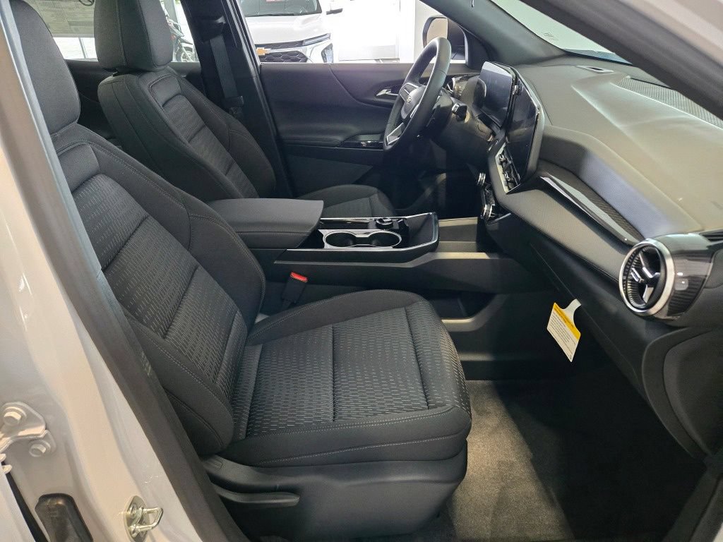 2026 Chevrolet Equinox LT - Photo 6