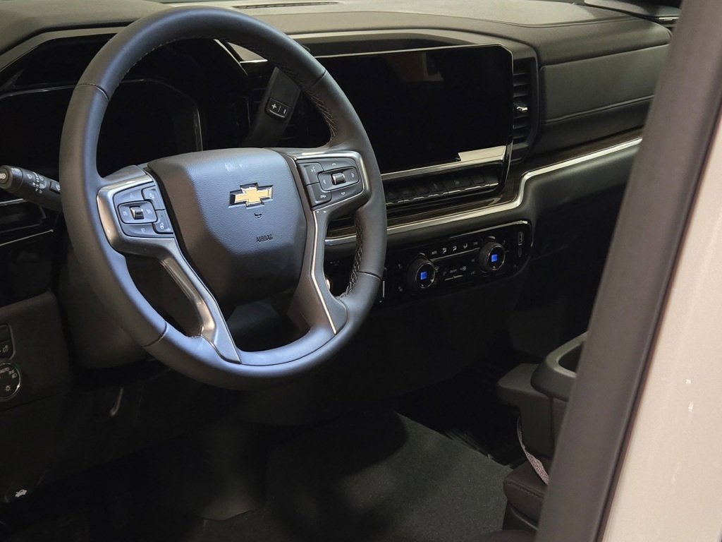 2026 CHEVROLET SILVERADO - Image 21
