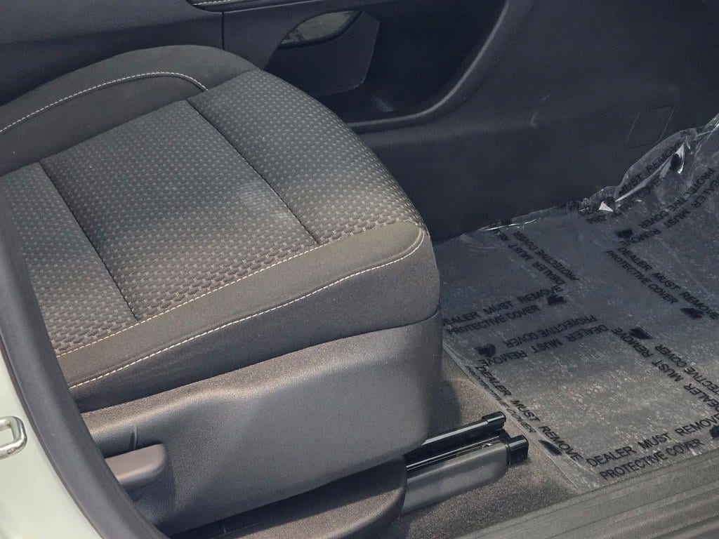 2023 GMC ACADIA - Image 6