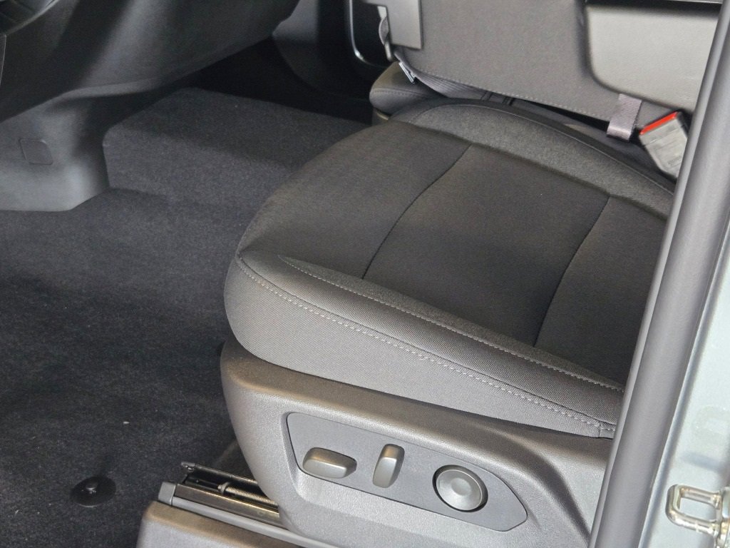 2026 CHEVROLET SILVERADO - Image 19