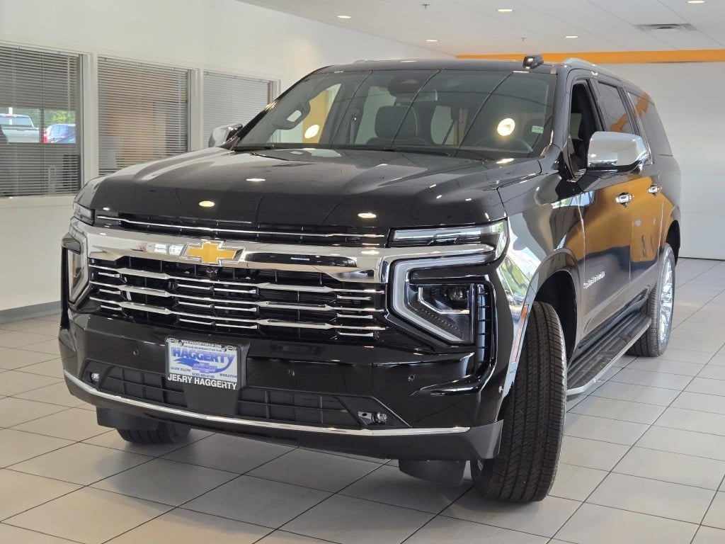 2025 CHEVROLET SUBURBAN - Image 3