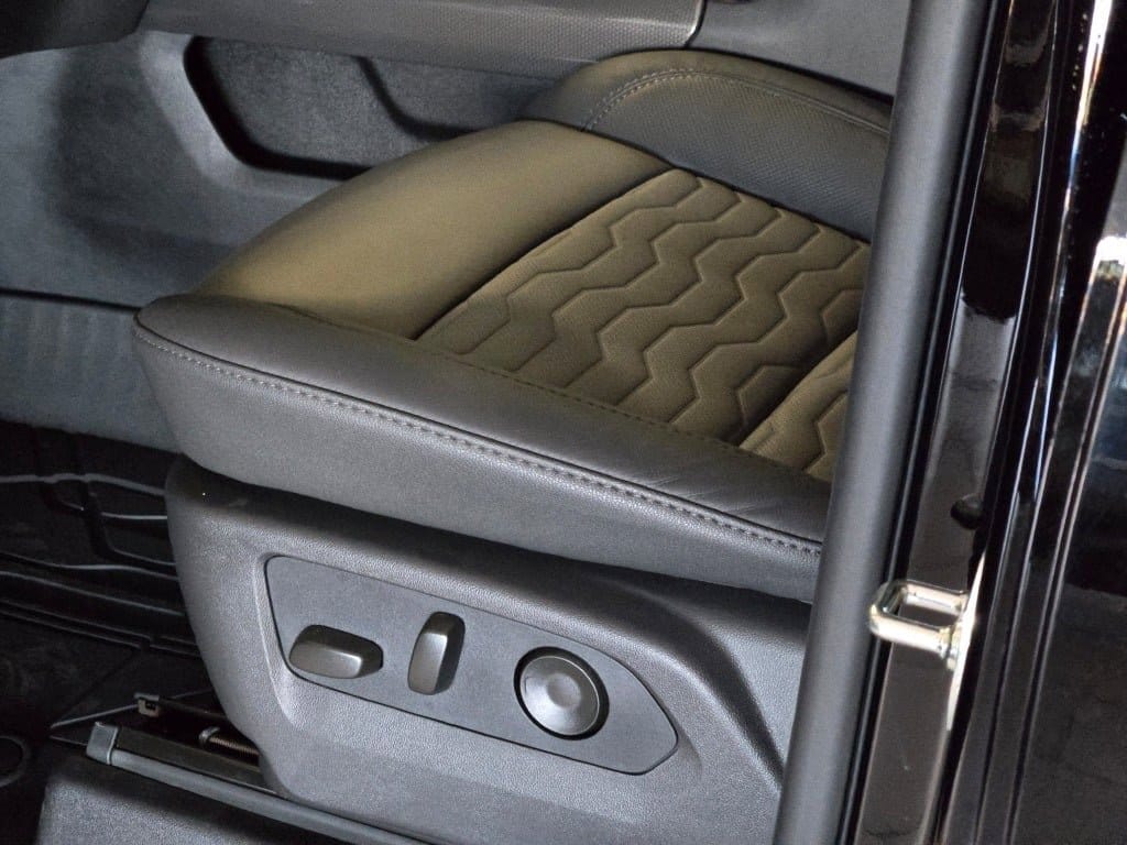 2026 CHEVROLET SILVERADO HD - Image 24