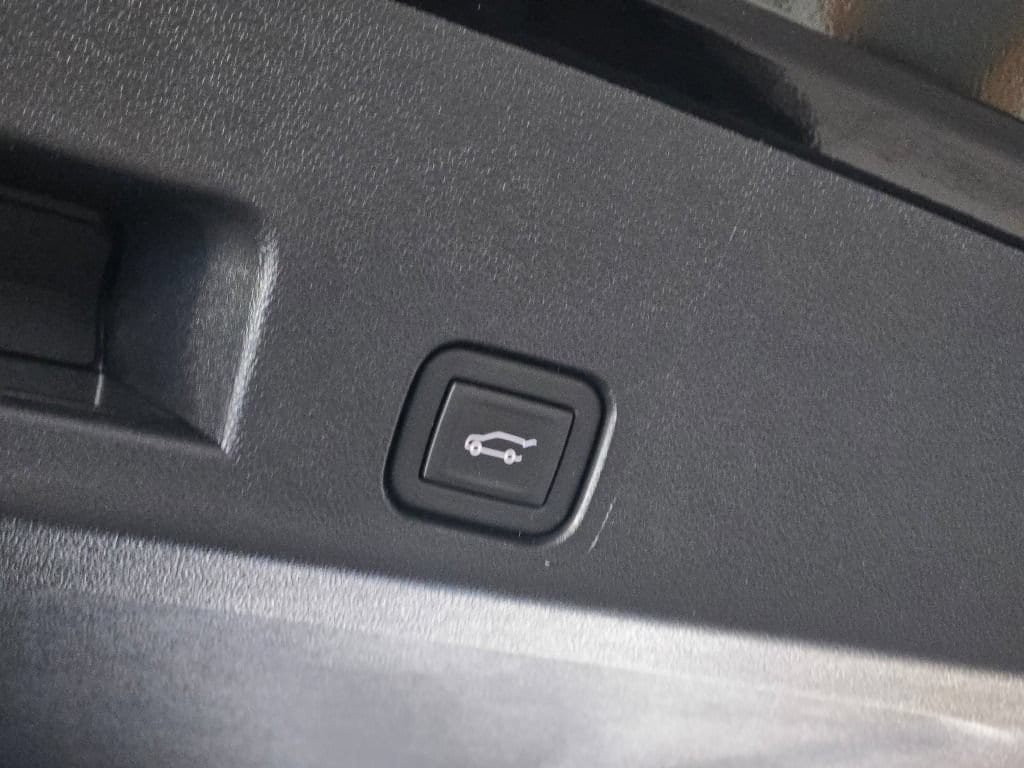 2025 Chevrolet Traverse High Country - Photo 15
