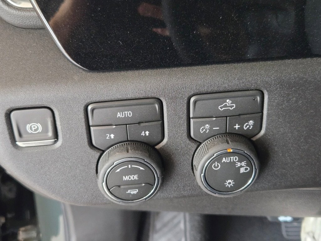 2026 CHEVROLET SILVERADO - Image 22