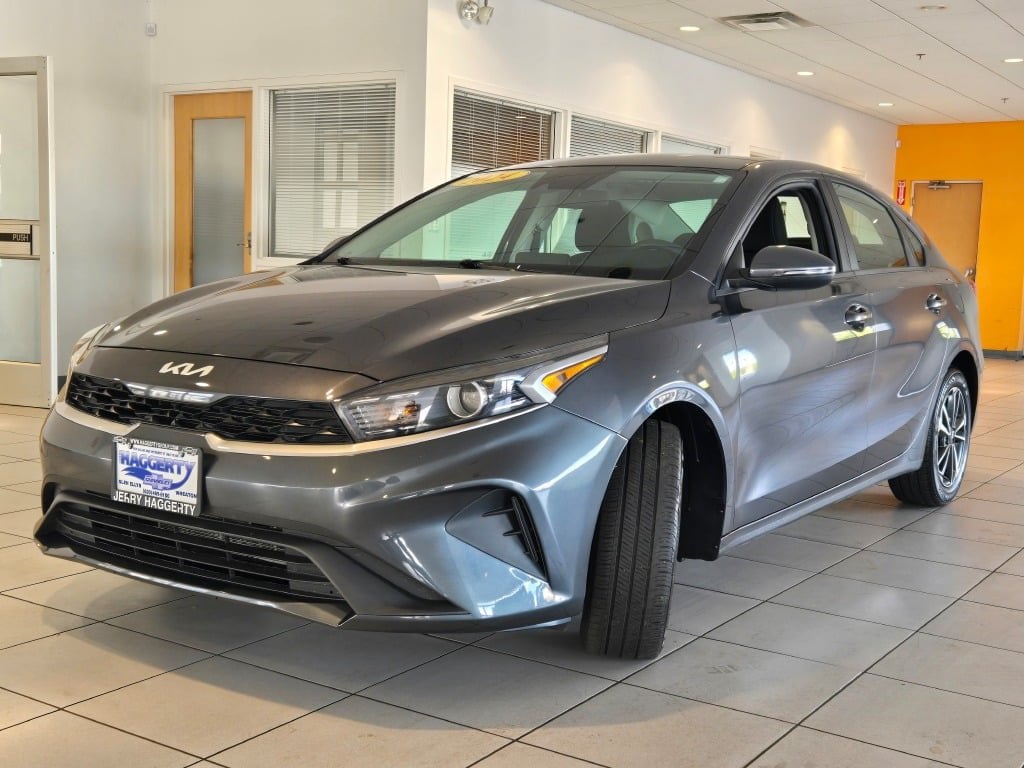 Used 2024 Kia Forte LXS Sedan