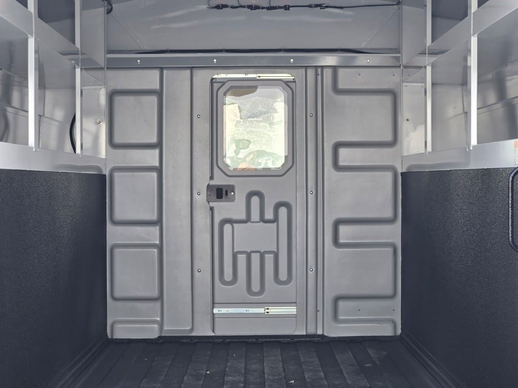 2025 CHEVROLET EXPRESS - Image 12