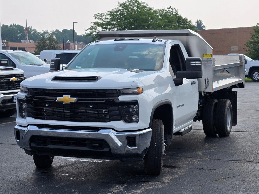 2025 CHEVROLET SILVERADO HD - Image 3
