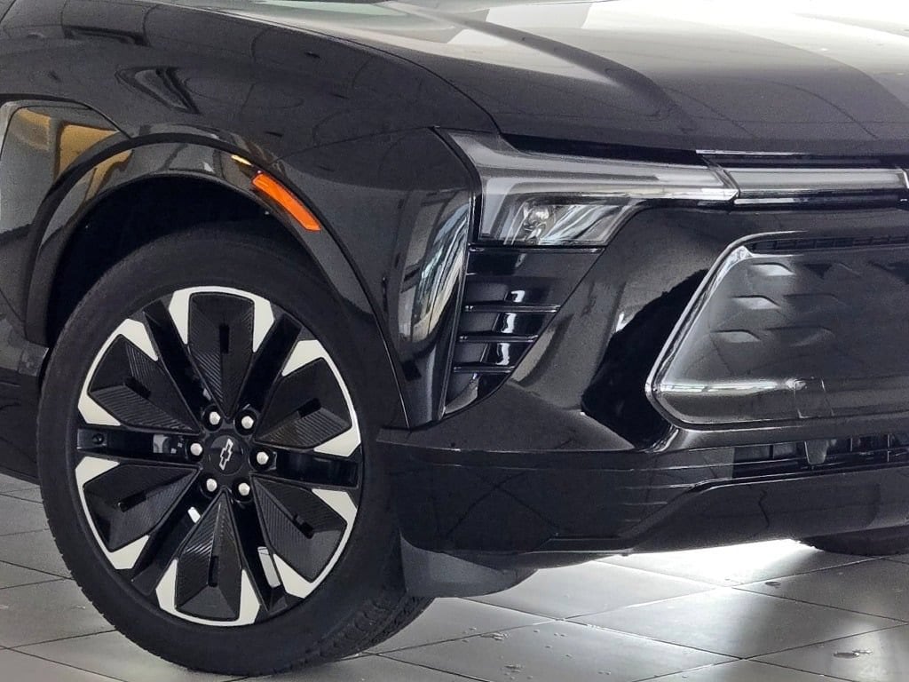 Used 2025 Chevrolet Blazer EV RS with VIN 3GNKDJRJ7SS180997 for sale in Glen Ellyn, IL