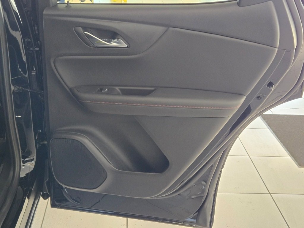 2026 CHEVROLET BLAZER - Image 8