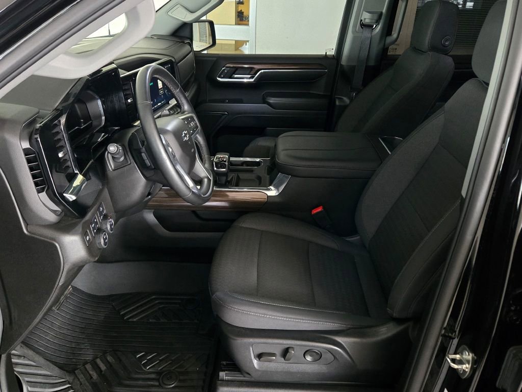 2024 Chevrolet Silverado 1500 RST - Photo 21