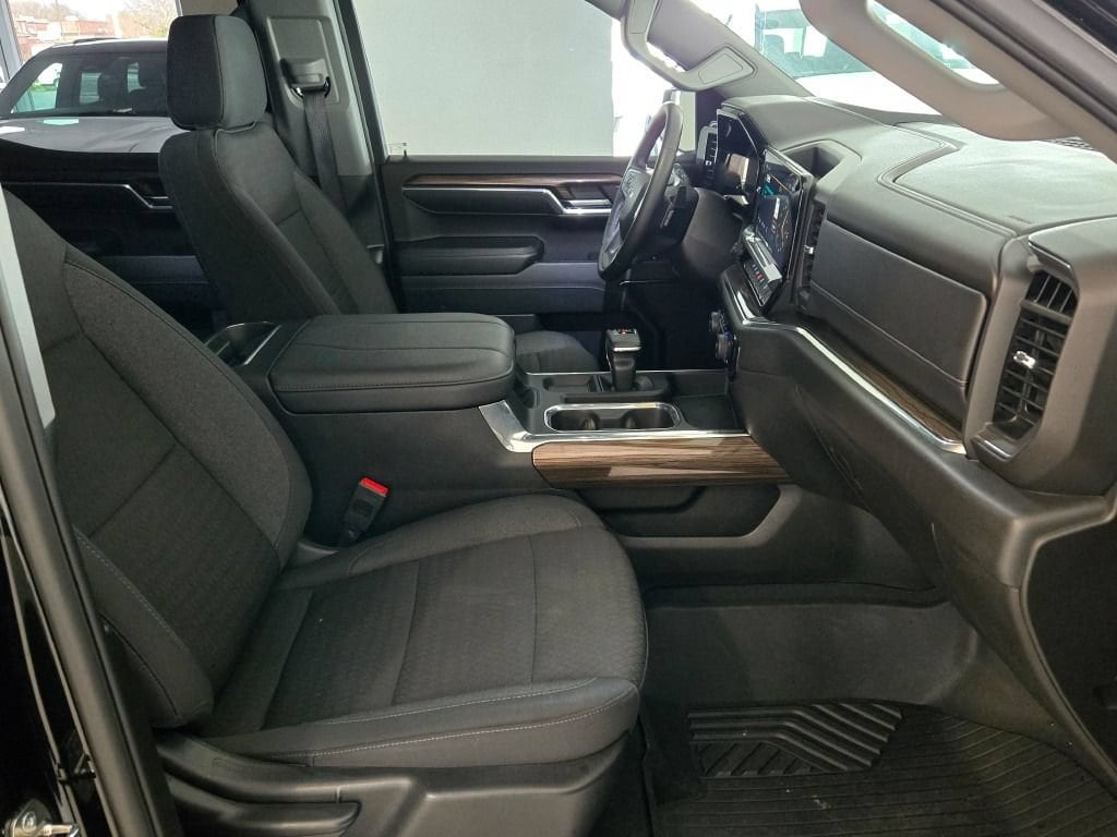 2024 Chevrolet Silverado 1500 RST - Photo 6