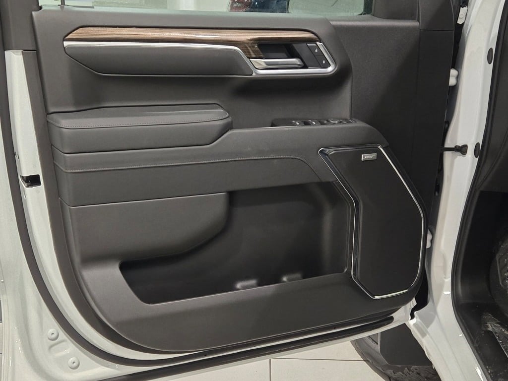 2026 CHEVROLET SILVERADO - Image 20