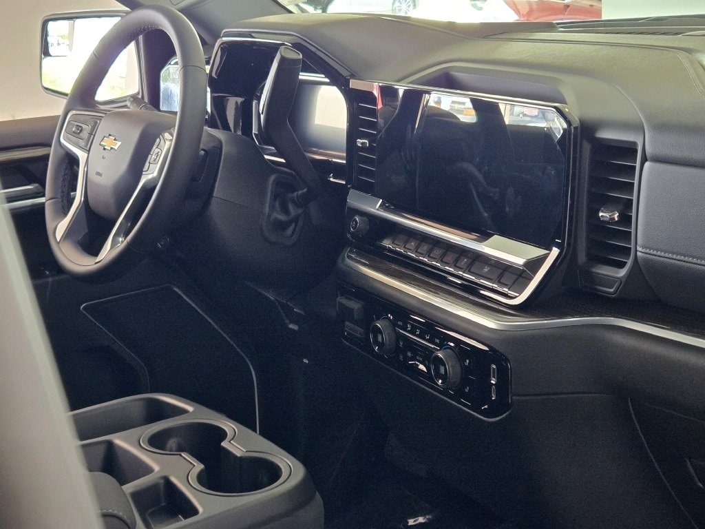 2026 CHEVROLET SILVERADO - Image 6