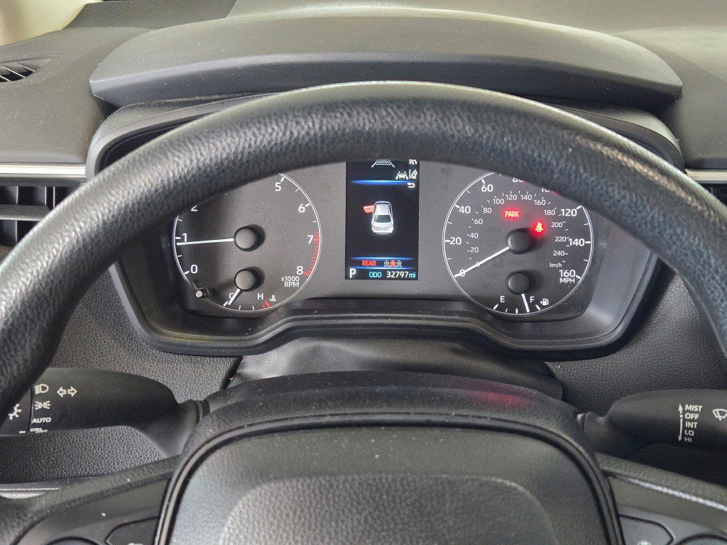 2025 Toyota Corolla LE - Photo 27