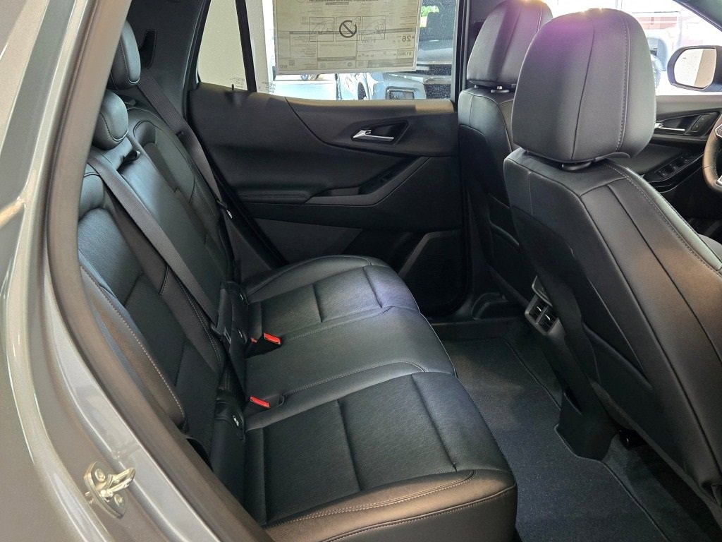 2026 CHEVROLET EQUINOX - Image 8
