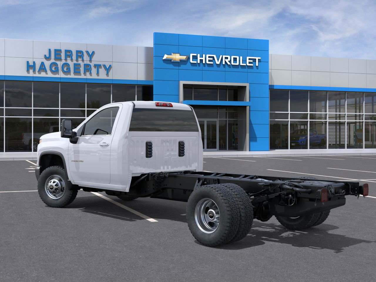 2025 CHEVROLET SILVERADO HD - Image 31