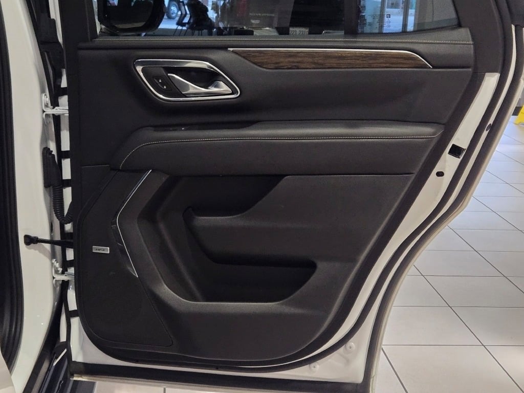 2023 CHEVROLET TAHOE - Image 8