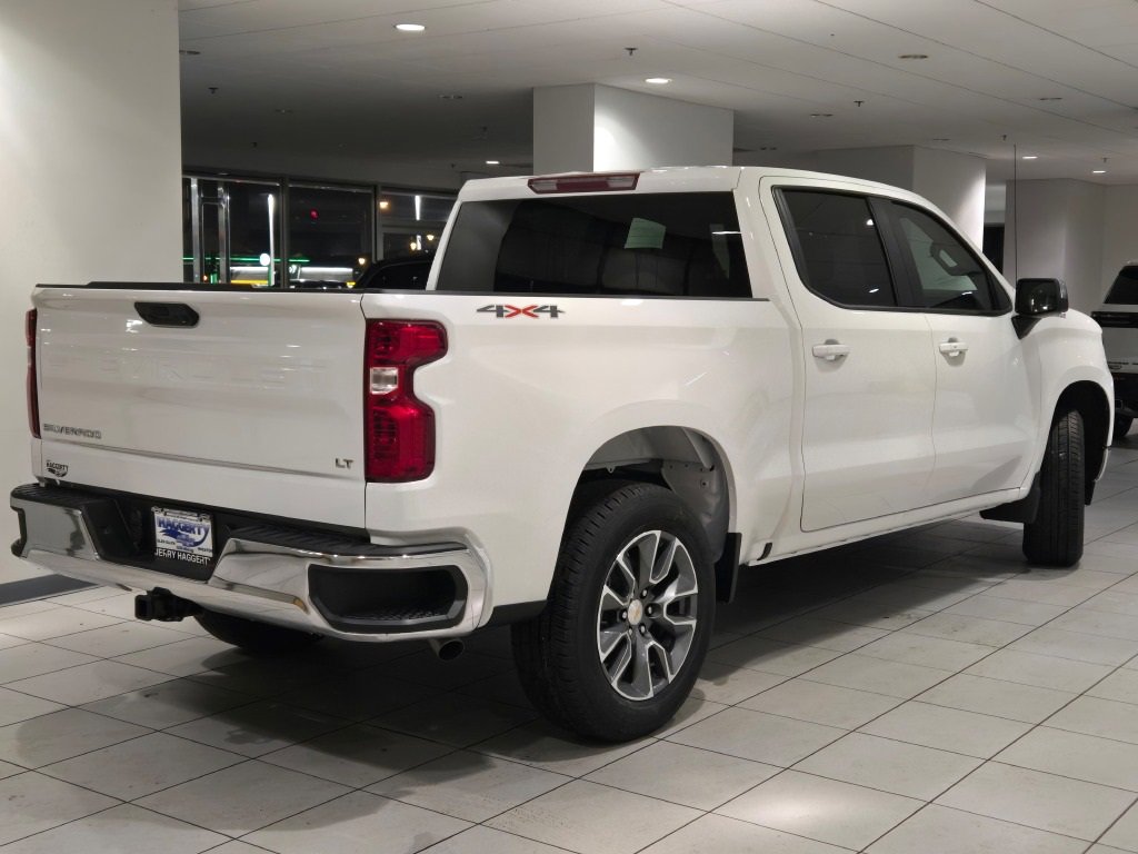 2026 CHEVROLET SILVERADO - Image 10