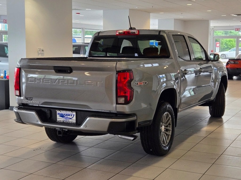 2025 CHEVROLET COLORADO - Image 9
