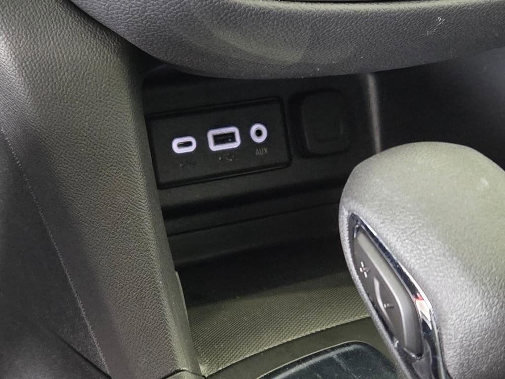 2024 Chevrolet Equinox LT - Photo 28