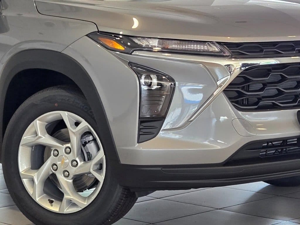 New 2026 Chevrolet Trax LS SUV