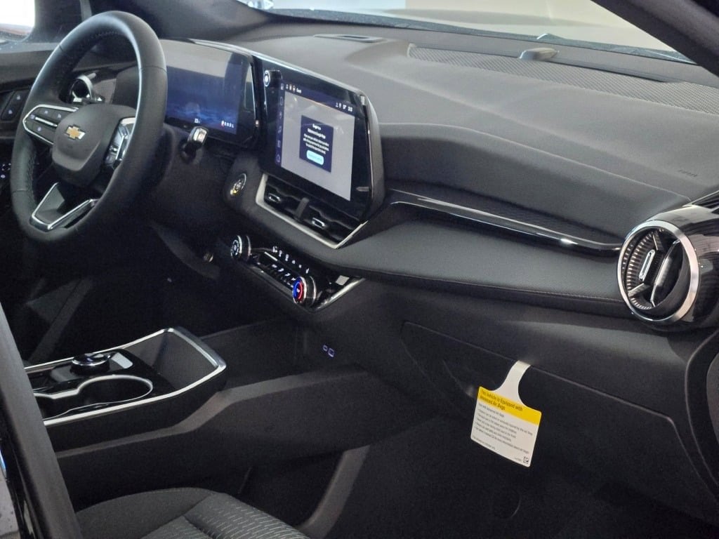 2026 CHEVROLET EQUINOX - Image 8