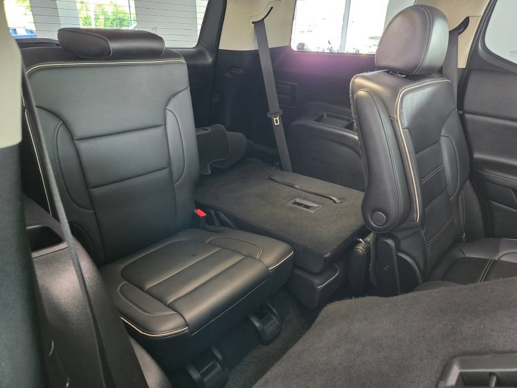 2023 GMC Acadia Denali - Photo 11