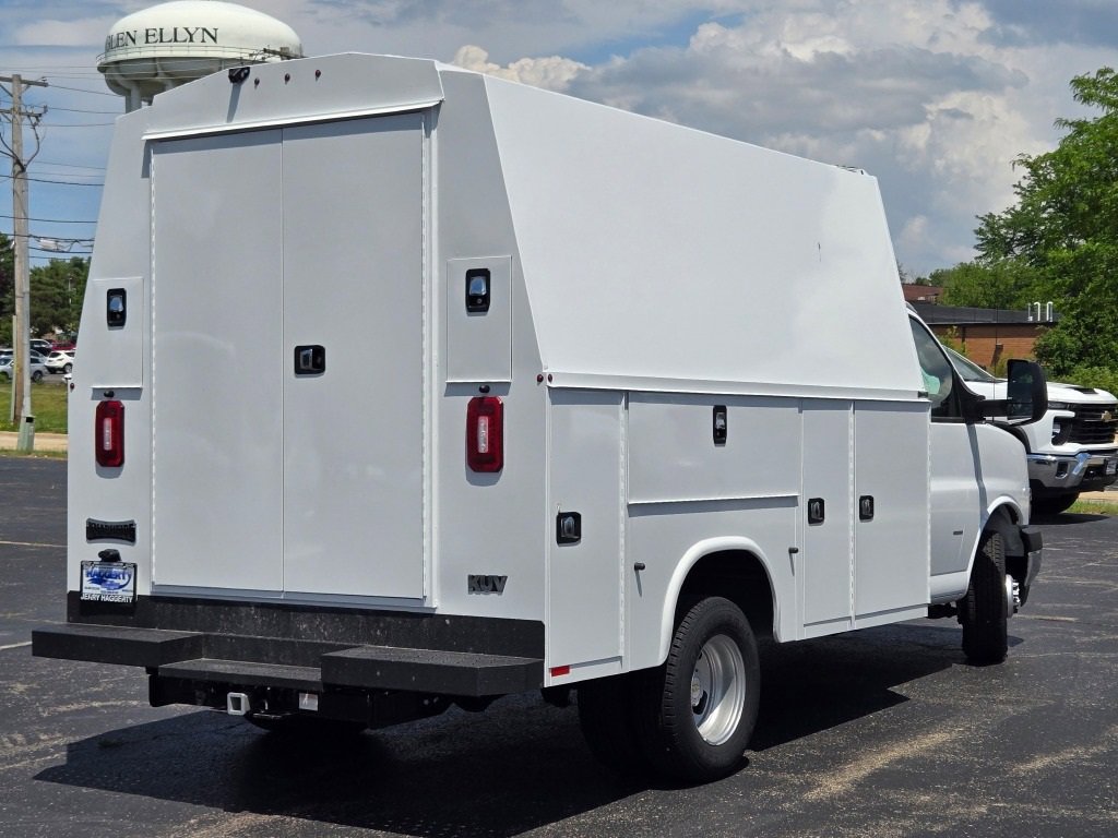2024 CHEVROLET EXPRESS - Image 9