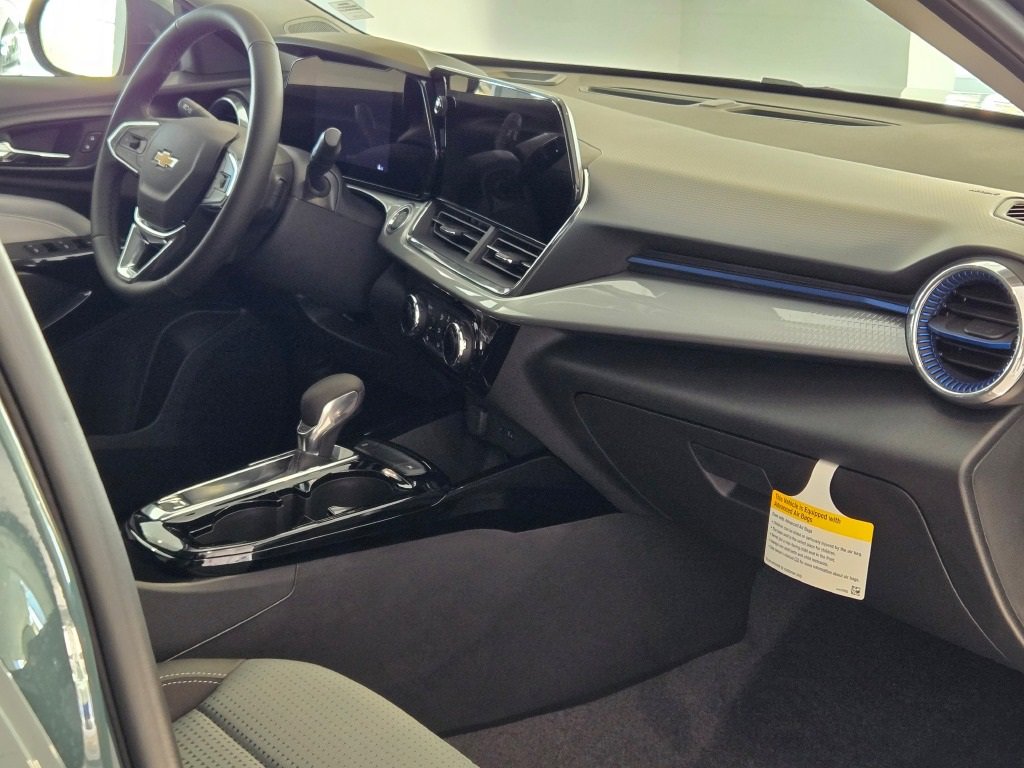 2026 CHEVROLET TRAX - Image 6