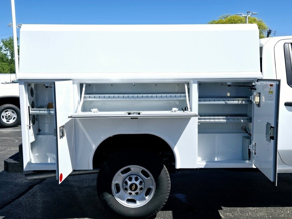 2024 CHEVROLET SILVERADO HD - Image 11