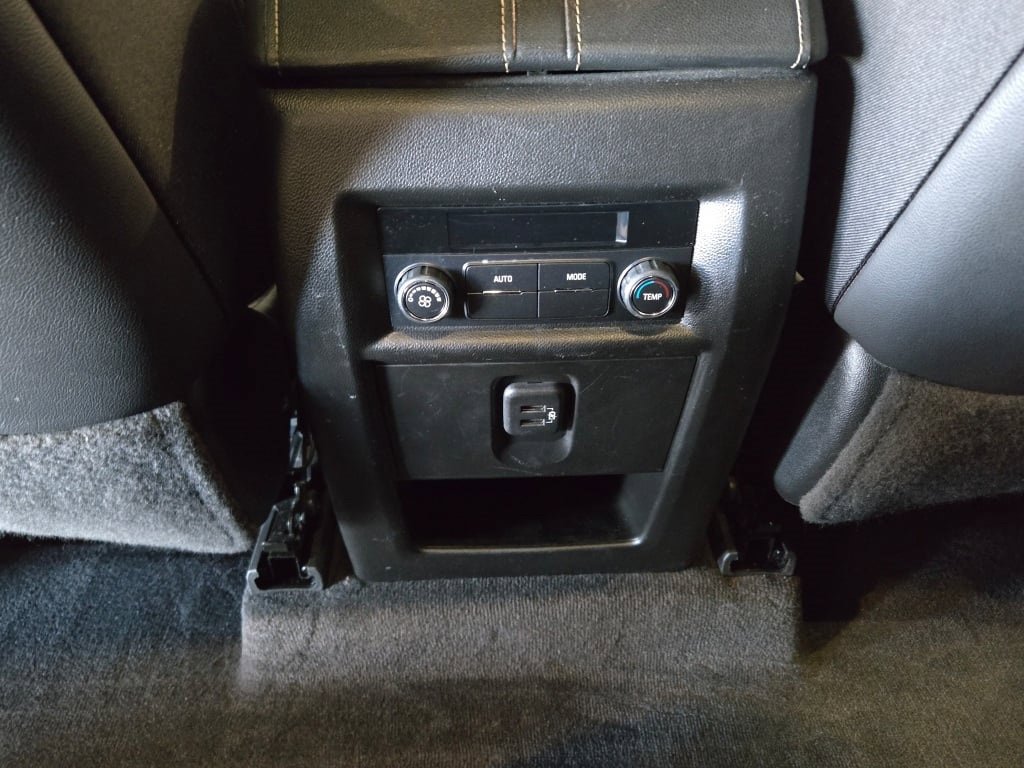 2023 CHEVROLET TRAVERSE - Image 17