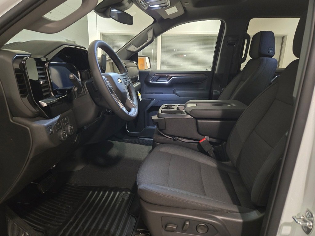 2026 CHEVROLET SILVERADO - Image 19