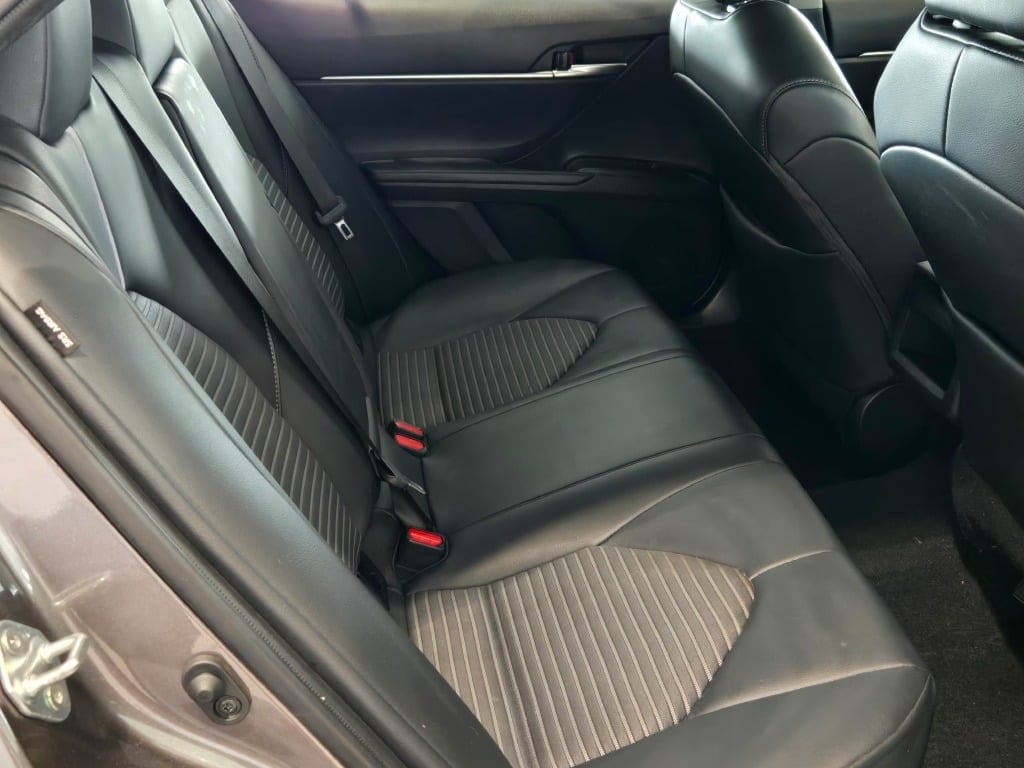 2024 Toyota Camry SE - Photo 10